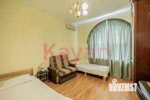 Дом 516м², 3-этажный, участок 8 сот.  