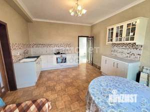 Дом 178м&sup2;, 2-этажный, участок 5 сот.  