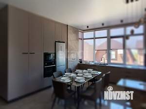 Дом 210м², 2-этажный, участок 4 сот.  