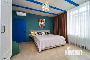 Коттедж 250м², 3-этажный, участок 3 сот.  