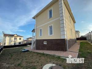 Дом 240м&sup2;, 3-этажный, участок 5 сот.  