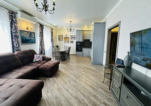 Дом 268м&sup2;, 2-этажный, участок 12 сот.  