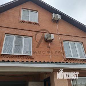 Дом 204м&sup2;, 3-этажный, участок 6 сот.  