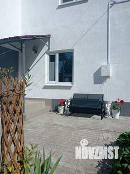 Дом 179м&sup2;, 2-этажный, участок 3 сот.  