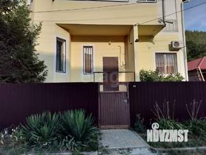 Дом 314м², 3-этажный, участок 6 сот.  