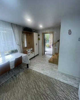 Дом 90м&sup2;, 3-этажный, участок 5 сот.  