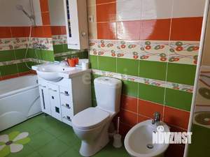 Дом 409м&sup2;, 3-этажный, участок 4 сот.  