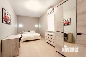 Дом 220м², 3-этажный, участок 4 сот.  