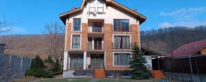 Дом 600м², 4-этажный, участок 27 сот.  