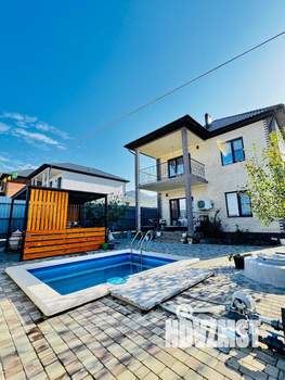 Дом 140м&sup2;, 2-этажный, участок 3 сот.  