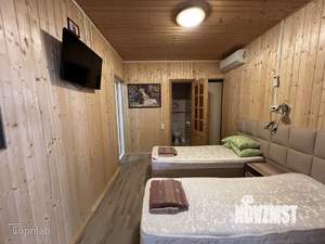 Дом 280м&sup2;, 2-этажный, участок 6 сот.  