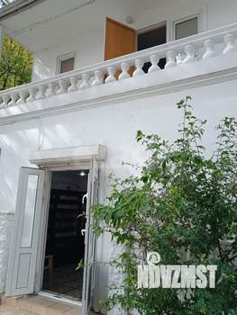 Дом 108м&sup2;, 2-этажный, участок 1 сот.  