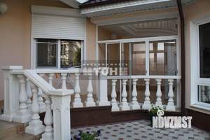 Коттедж 367м&sup2;, 3-этажный, участок 6 сот.  