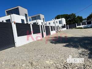 Коттедж 224м², 3-этажный, участок 4 сот.  