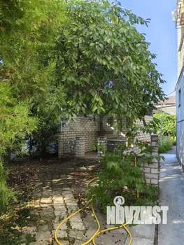 Дом 200м&sup2;, 2-этажный, участок 6 сот.  