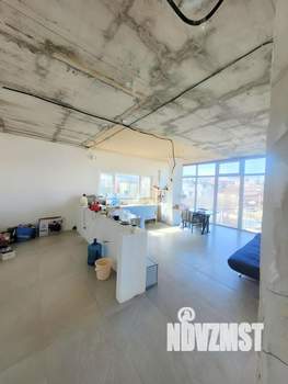 Дом 1200м&sup2;, 2-этажный, участок 6 сот.  