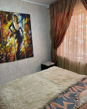 Дом 260м&sup2;, 3-этажный, участок 7 сот.  