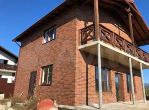 Дом 146м&sup2;, 2-этажный, участок 4 сот.  