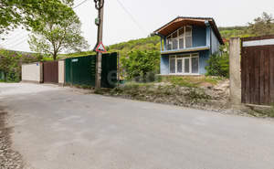 Дом 150м², 2-этажный, участок 3 сот.  