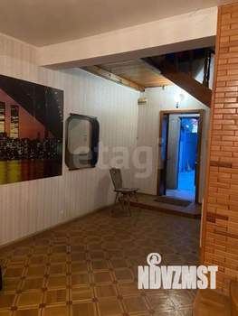 Дом 256м&sup2;, 2-этажный, участок 6 сот.  