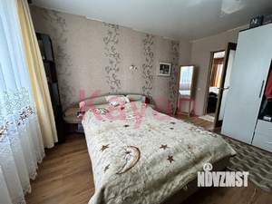 Дом 231м², 3-этажный, участок 4 сот.  