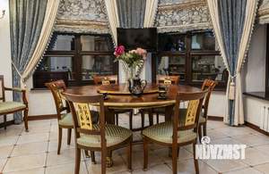 Коттедж 566м², 3-этажный, участок 13 сот.  