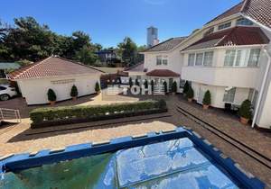 Дом 651м&sup2;, 3-этажный, участок 15 сот.  