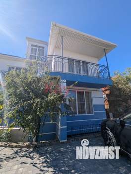 Дом 377м&sup2;, 3-этажный, участок 6 сот.  