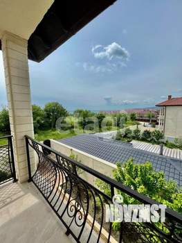 Дом 400м&sup2;, 3-этажный, участок 7 сот.  