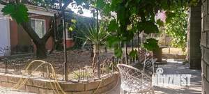 Дом 450м&sup2;, 3-этажный, участок 6 сот.  