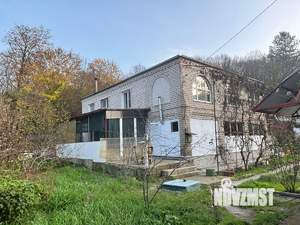 Дом 200м², 2-этажный, участок 8 сот.  