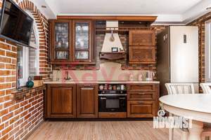 Дом 99м&sup2;, 2-этажный, участок 14 сот.  