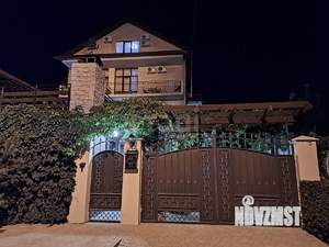 Дом 363м&sup2;, 3-этажный, участок 6 сот.  