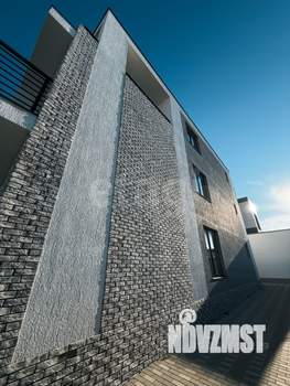 Дом 270м&sup2;, 3-этажный, участок 3 сот.  