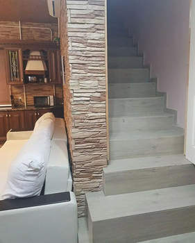 Дом 330м&sup2;, 2-этажный, участок 6 сот.  