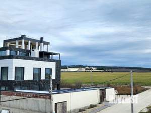 Коттедж 258м&sup2;, 3-этажный, участок 6 сот.  