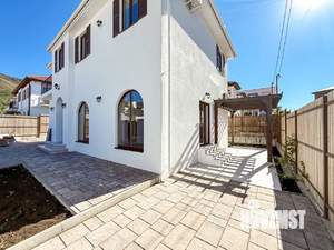 Дом 155м&sup2;, 2-этажный, участок 3 сот.  