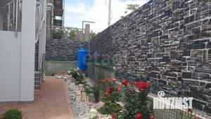 Дом 296м&sup2;, 3-этажный, участок 4 сот.  