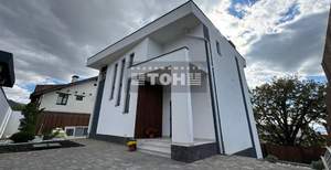 Дом 265м², 2-этажный, участок 4 сот.  