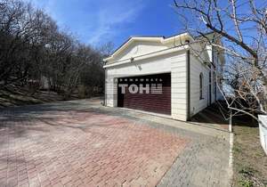 Дом 296м&sup2;, 2-этажный, участок 5 сот.  