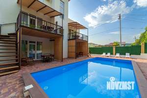 Дом 325м&sup2;, 3-этажный, участок 10 сот.  