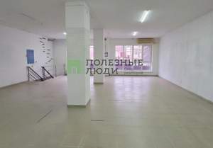 Дом 614м&sup2;, 3-этажный, участок 5 сот.  