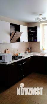 Дом 157м&sup2;, 3-этажный, участок 5 сот.  