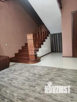 Таунхаус 230м², 4-этажный, участок 2 сот.  