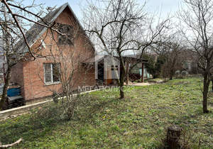 Дом 80м&sup2;, 2-этажный, участок 8 сот.  