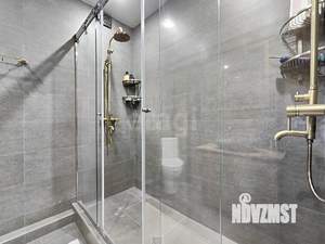 Дом 392м&sup2;, 3-этажный, участок 5 сот.  