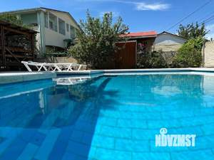 Дом 250м&sup2;, 2-этажный, участок 7 сот.  