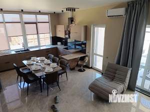 Коттедж 210м², 2-этажный, участок 4 сот.  