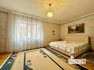 Дом 288м², 3-этажный, участок 6 сот.  
