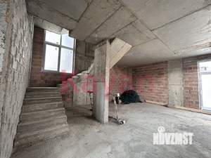 Дом 260м², 3-этажный, участок 3 сот.  